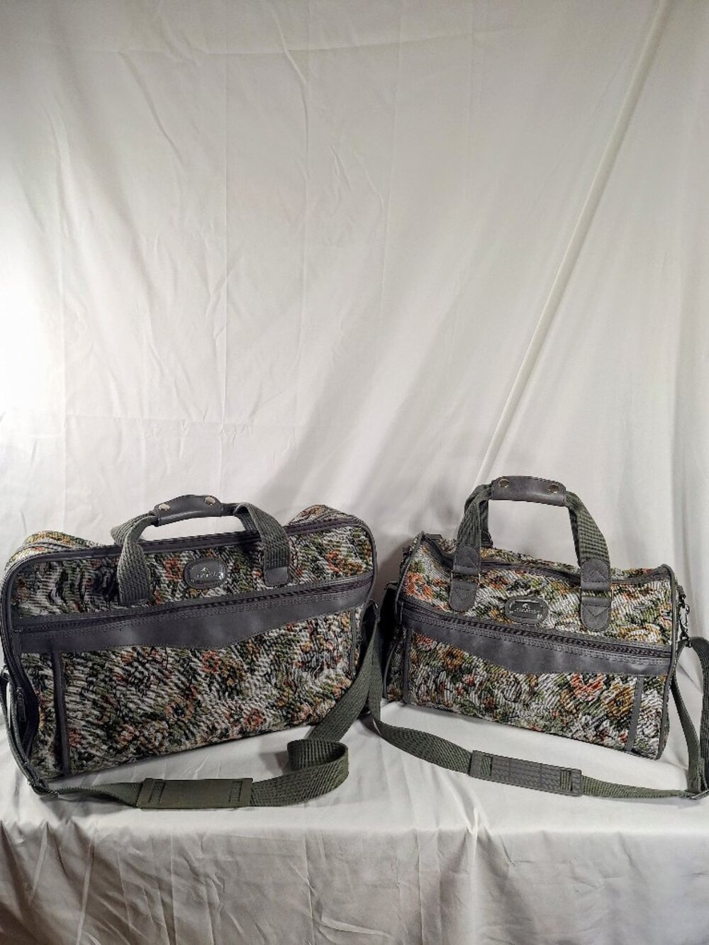 Vintage 2 Piece Floral Tapestry Jordache Carry-On Luggage Set 90s
